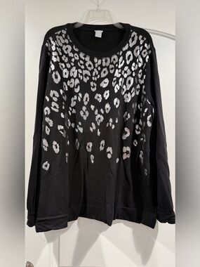Chico’s Zenergy Black Crewneck Top Metallic Leopard Print